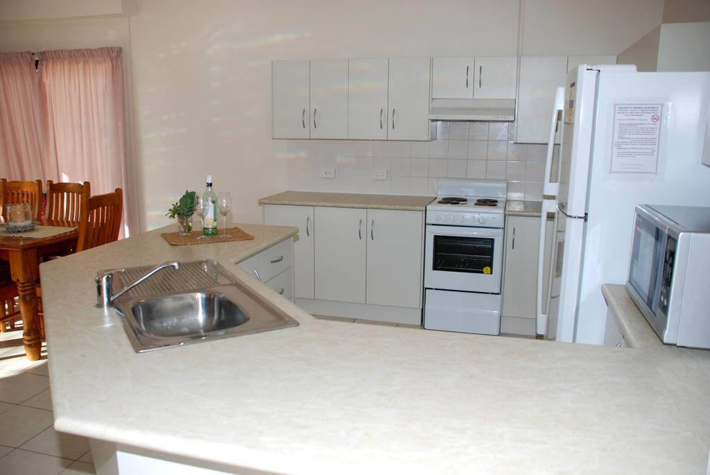 Amberoo Apartments Tamworth Exterior photo